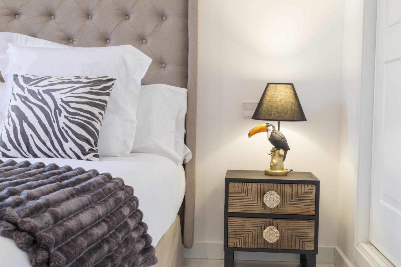 מאלגה The Clock House Luxury Urban Suites חדר תמונה