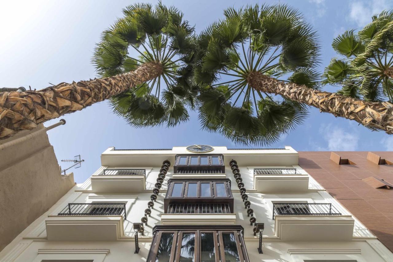 מאלגה The Clock House Luxury Urban Suites חדר תמונה