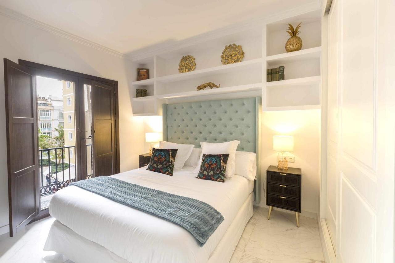 מאלגה The Clock House Luxury Urban Suites חדר תמונה