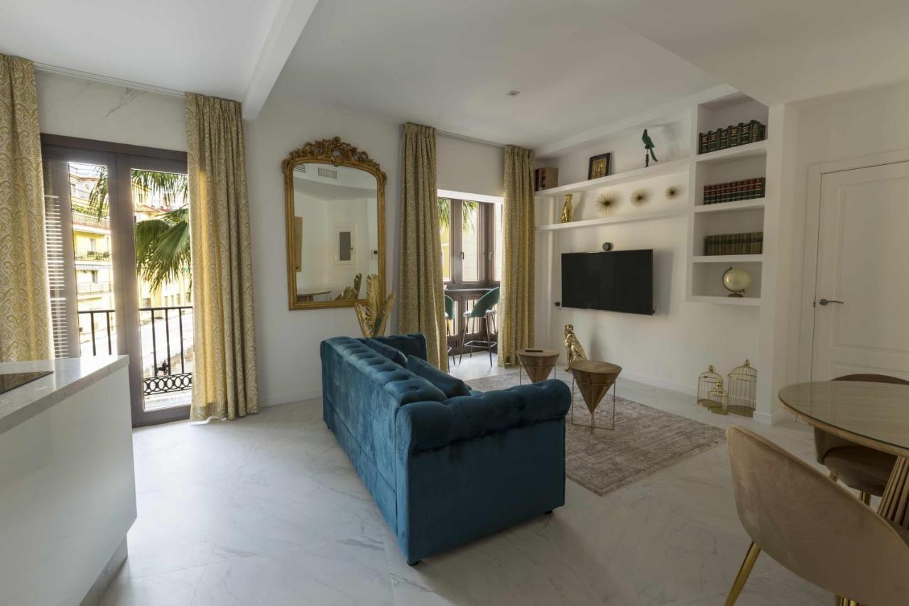 מאלגה The Clock House Luxury Urban Suites חדר תמונה