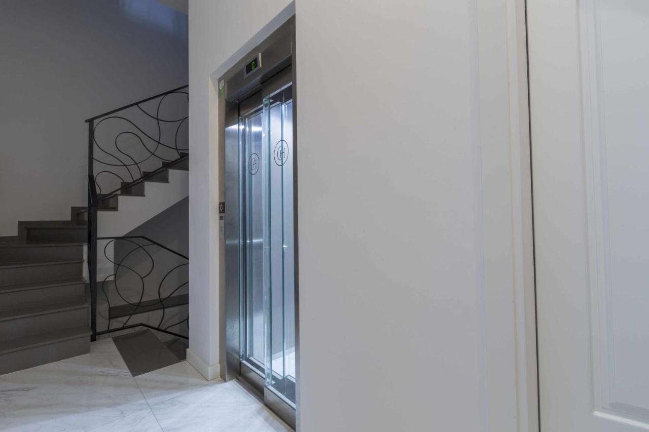 מאלגה The Clock House Luxury Urban Suites מראה חיצוני תמונה